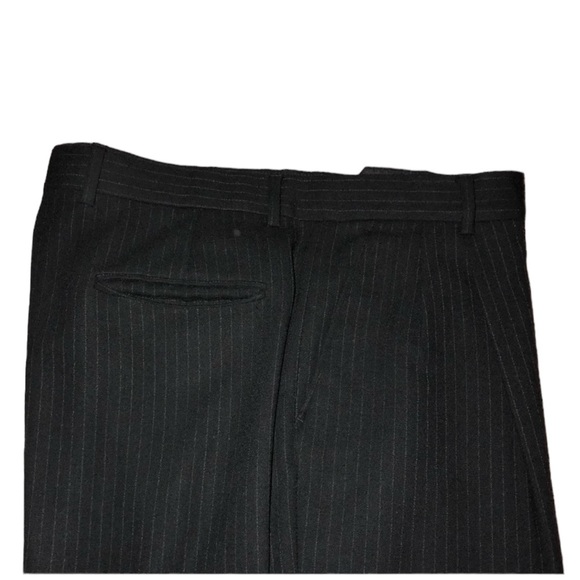 100% Wool Suit - Picture 11 of 12